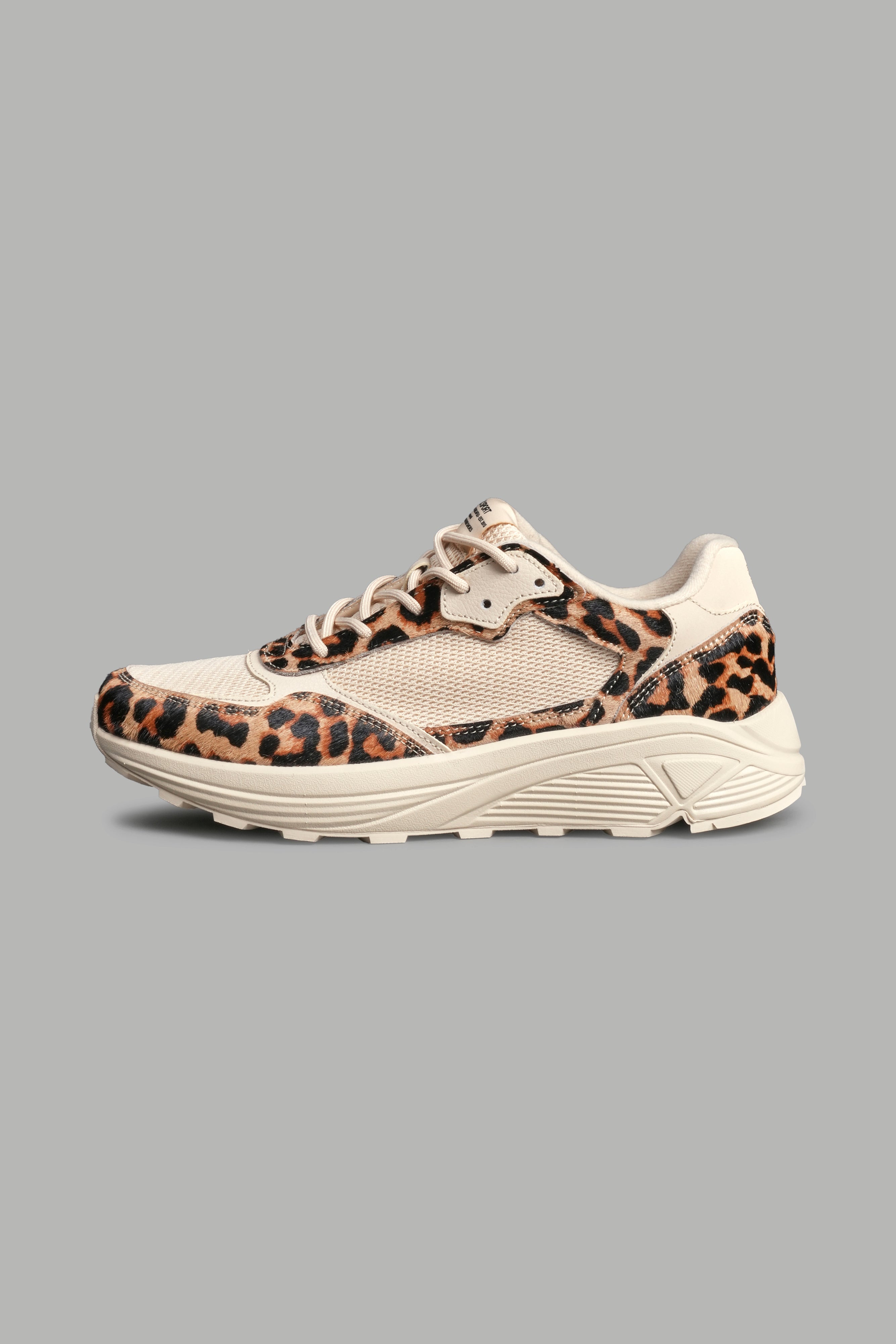 み ダルクスポーツスポーツスニーカー Run-1 Shoes in Clay Leopard/Cream – DarcSport