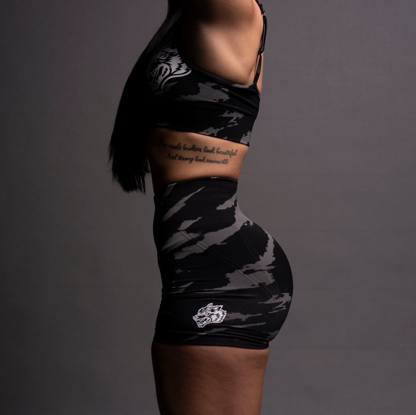 Darc store sport SHE WOLVES FOREVER SEAMLESS EVERSON SHORTS IN NIGHT MARBLE