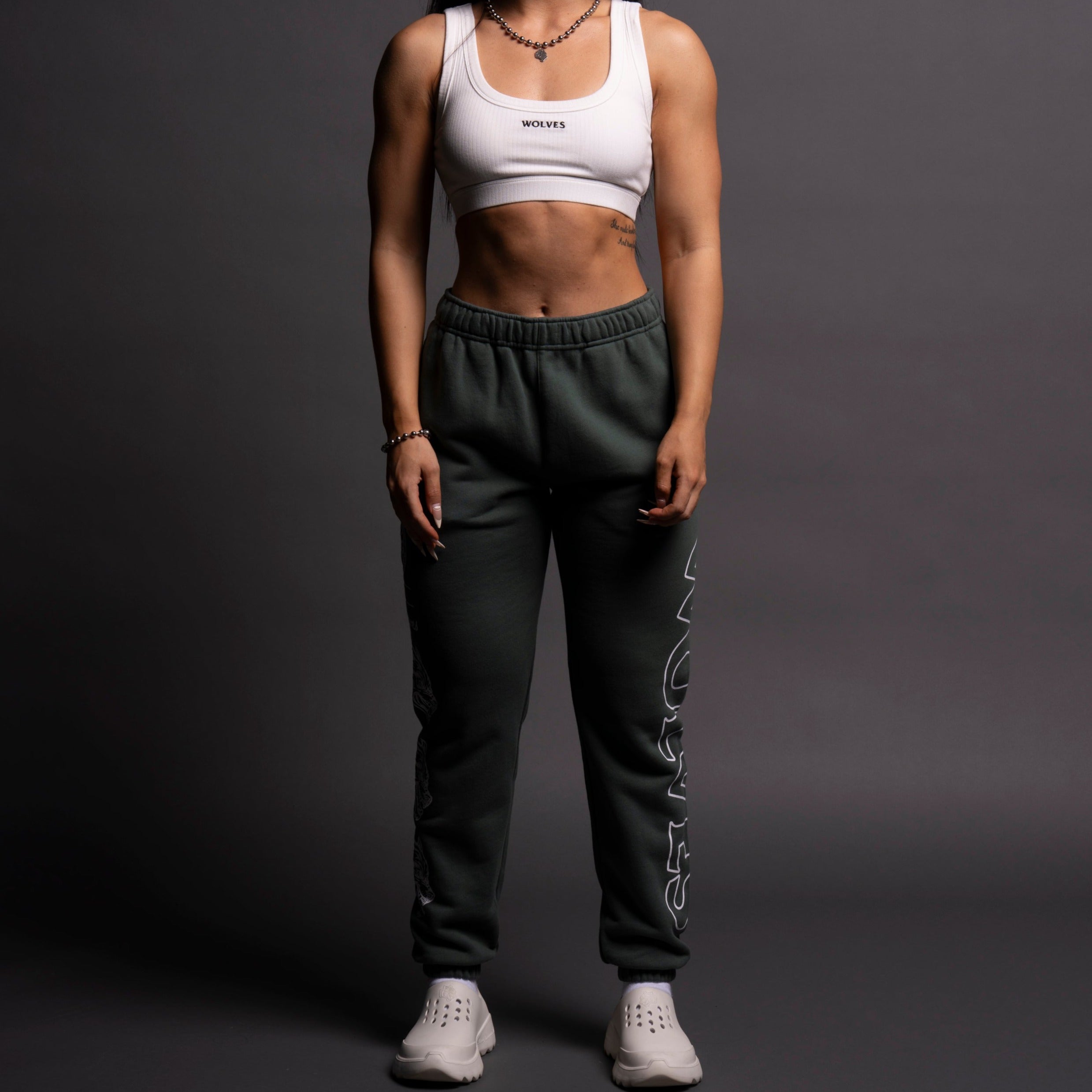Hardcore She Post Lounge Sweats in Norse Green – DarcSport