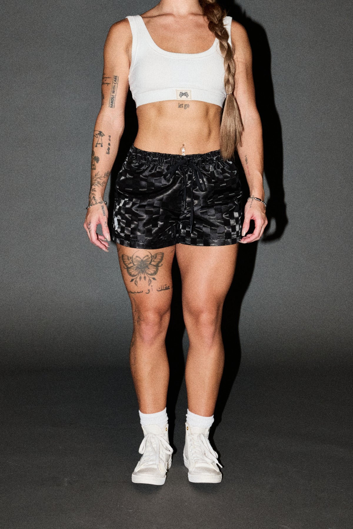 Dual Wolf Roxie Run Shorts In Black