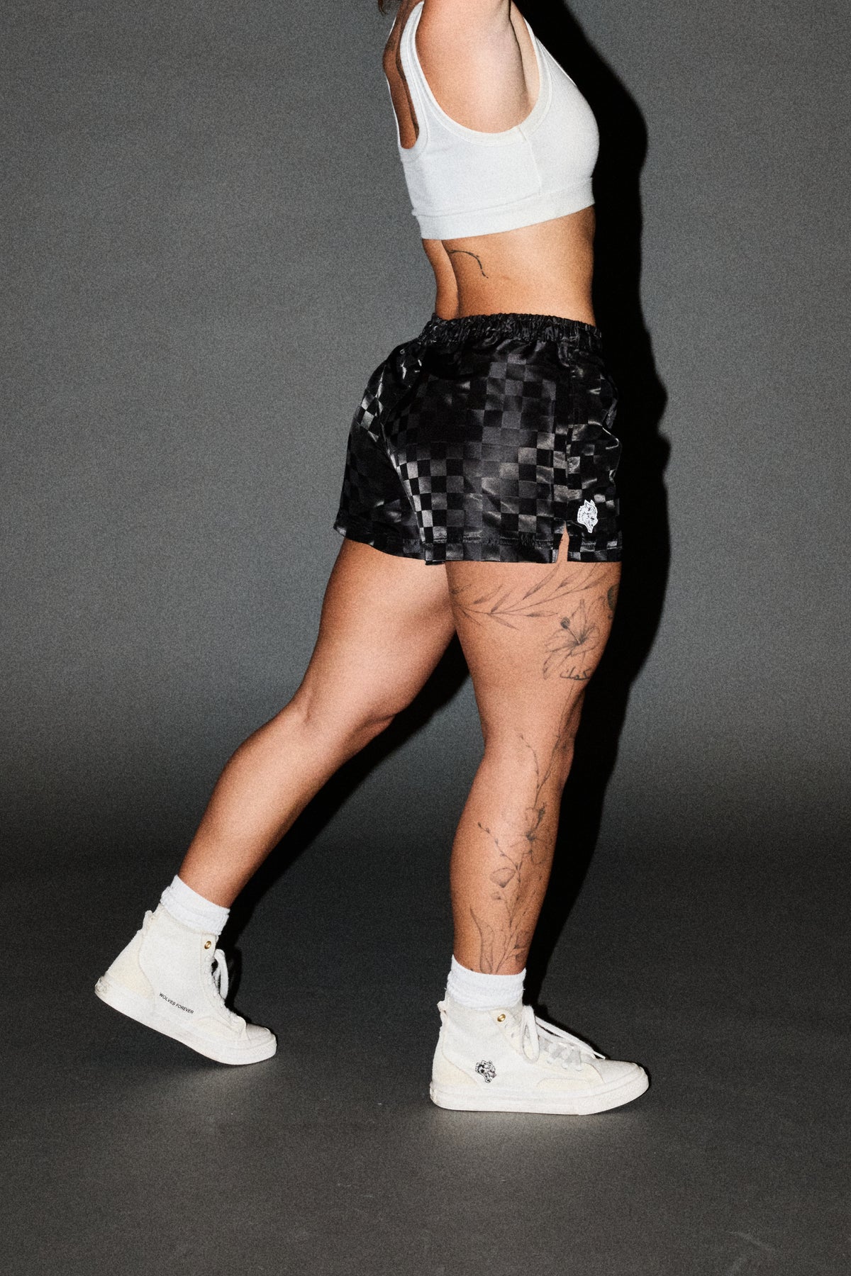 Dual Wolf Roxie Run Shorts In Black