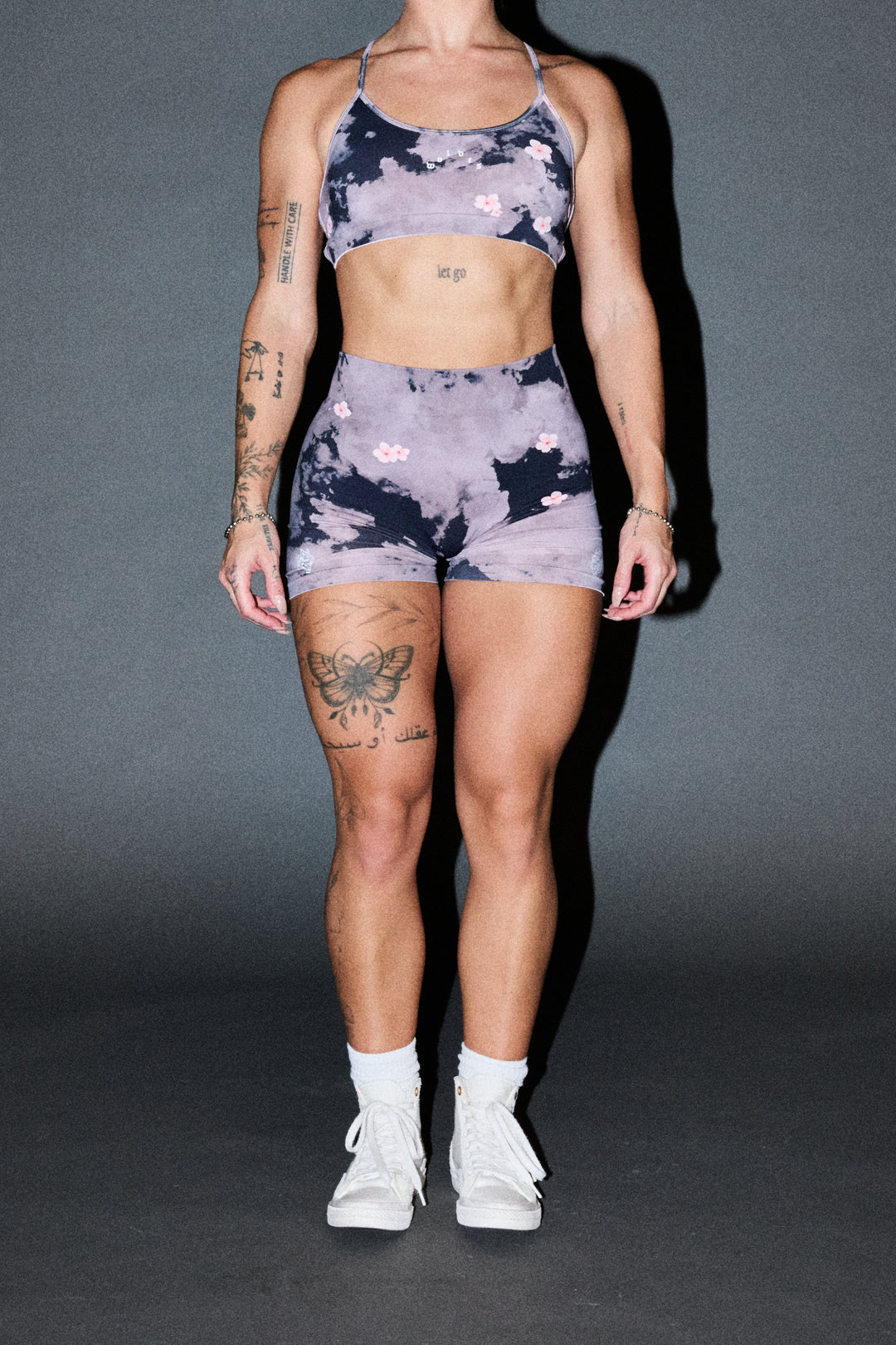 Dual Wolf Harlow Soft Seamless Shorts In Sakura Rose Taupe Clouds