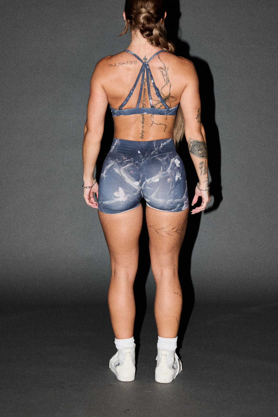 Wolf Pyramid Evey Seamless Short In All Of Us Camo