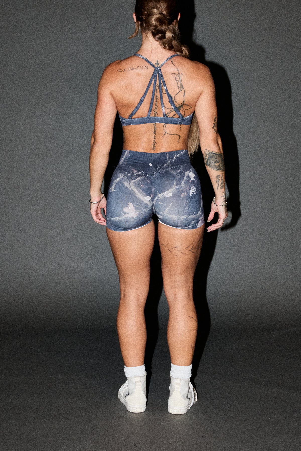 Wolf Pyramid Evey Seamless Short In All Of Us Camo