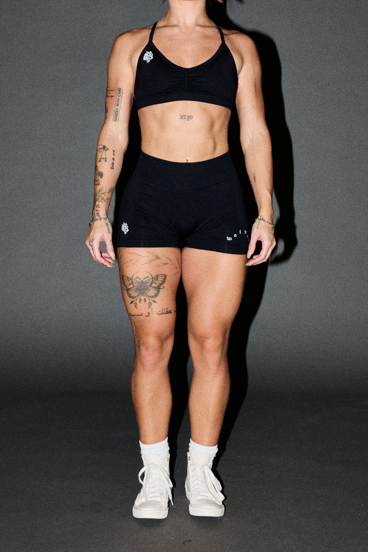 Wolf Pyramid Evey Seamless Short In Black