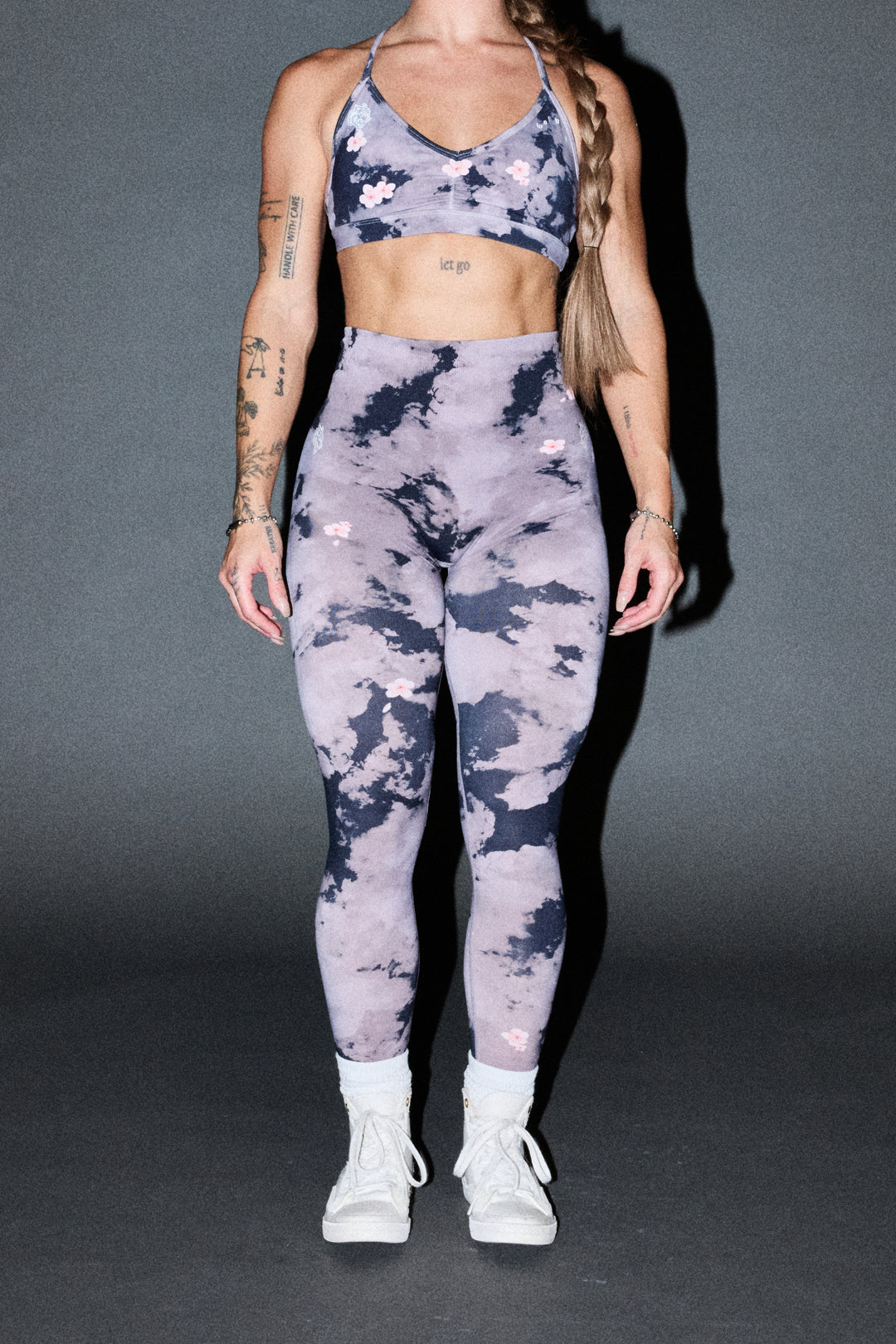 Dual Wolf Skylar Soft Seamless Leggings In Sakura Rose Taupe Clouds
