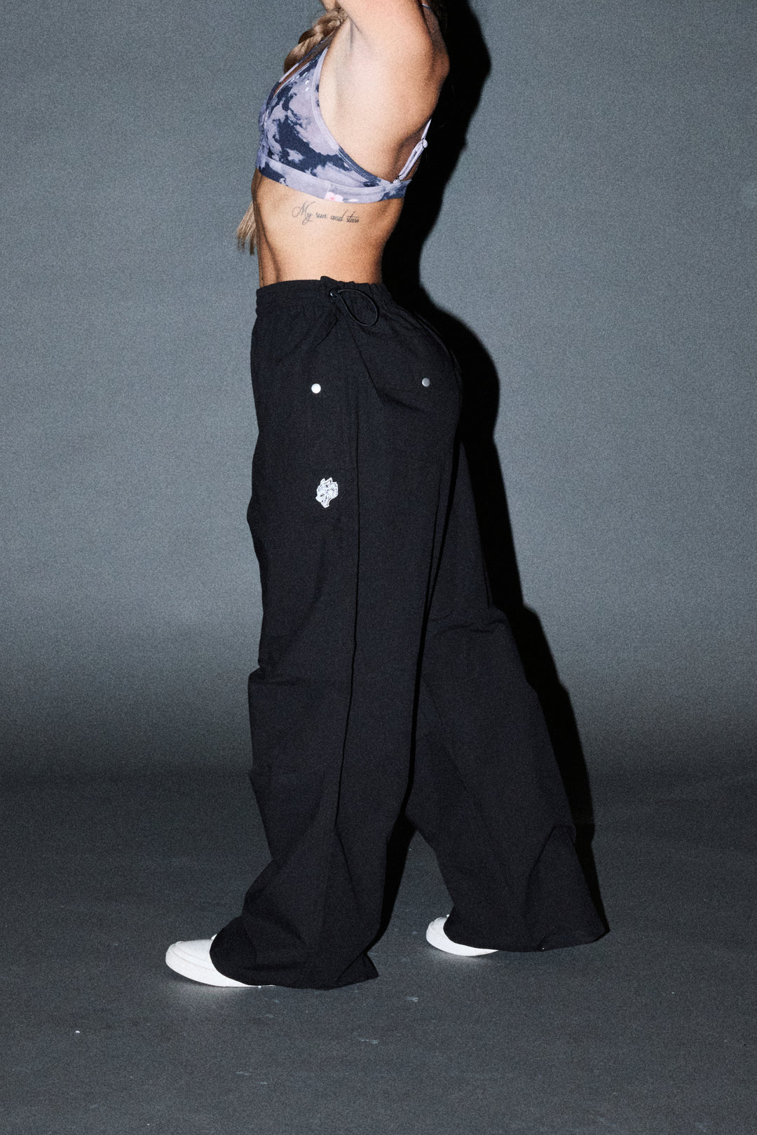 Dual Wolf Haven Pants In Black