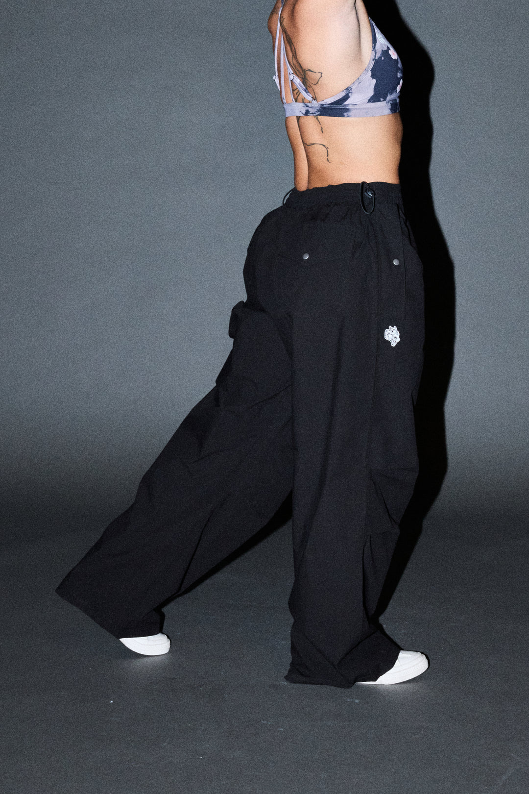 Dual Wolf Haven Pants In Black
