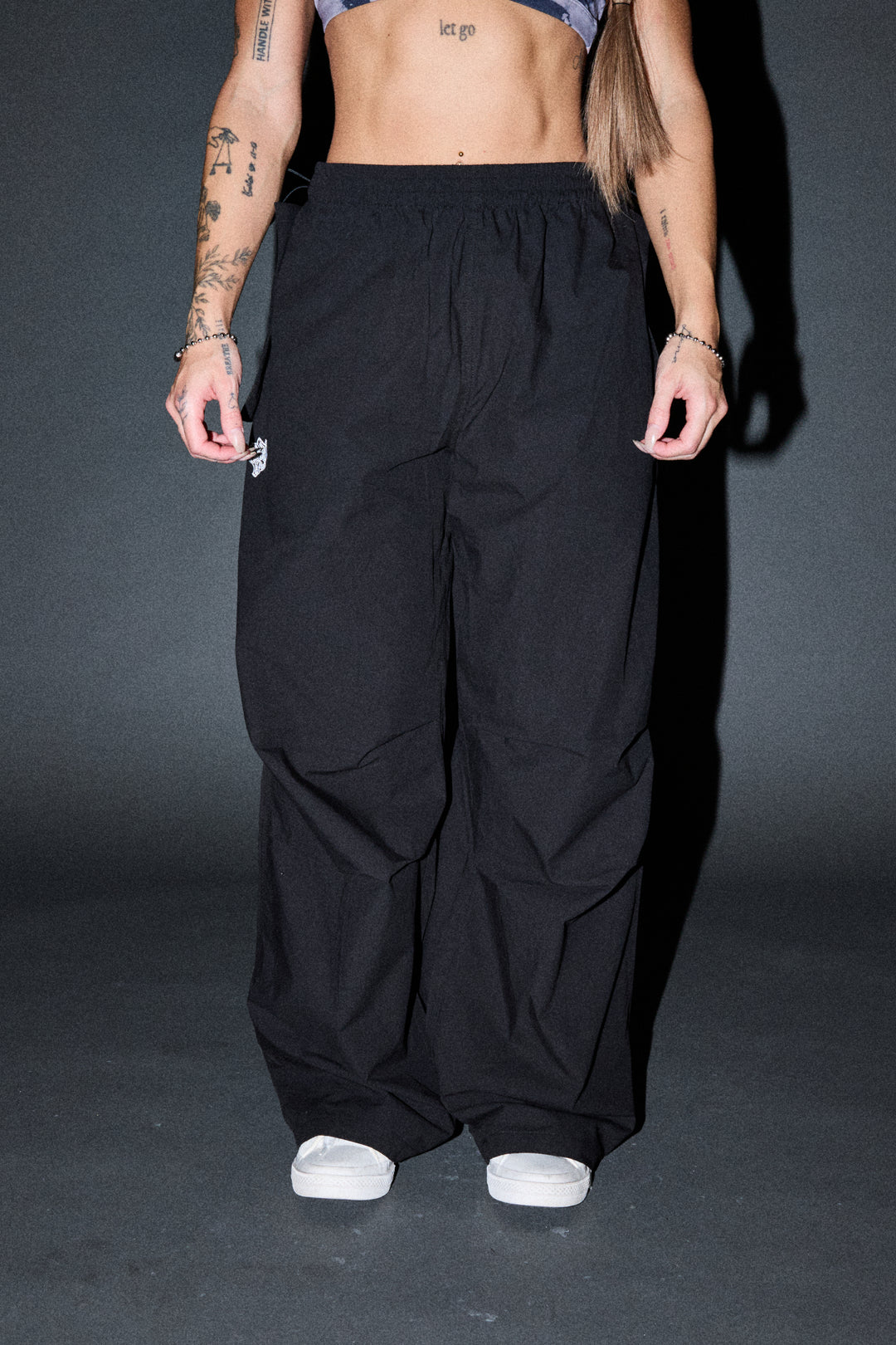 Dual Wolf Haven Pants In Black