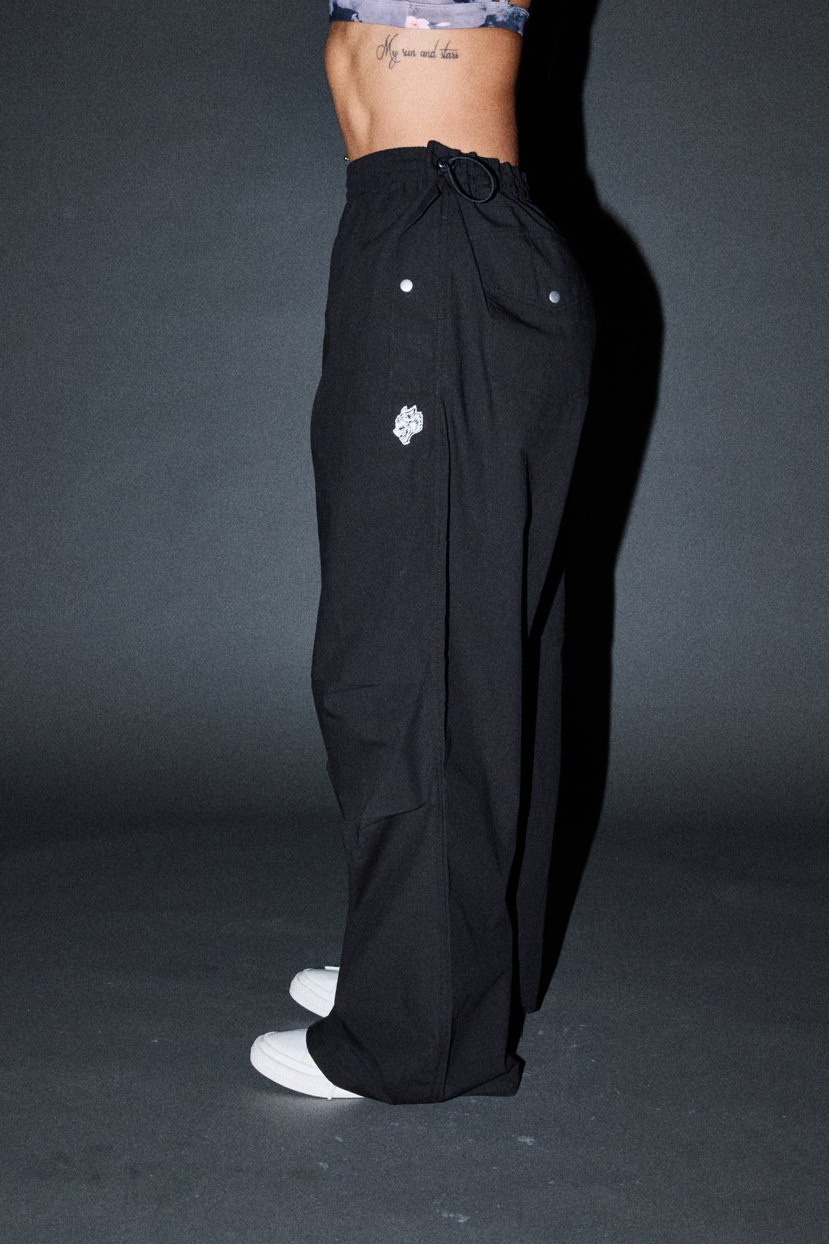 Dual Wolf Haven Pants In Black