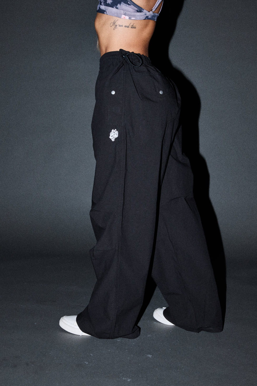 Dual Wolf Haven Pants In Black