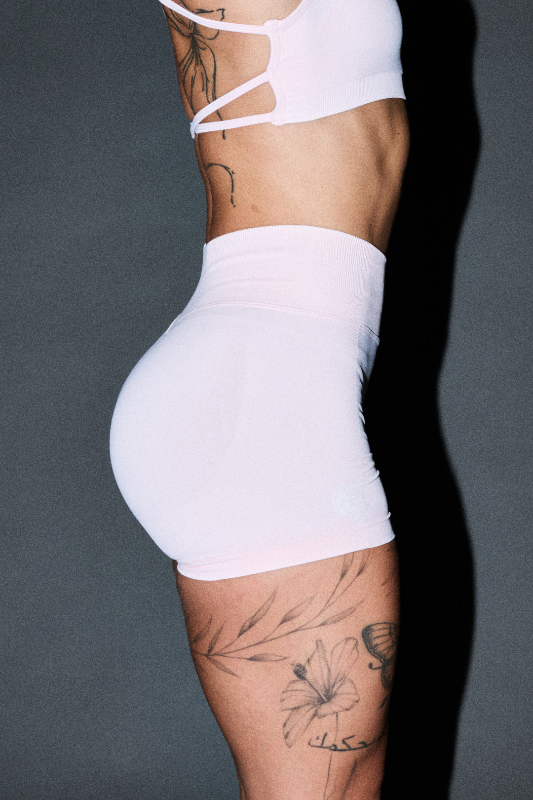 Dual Wolf Evey Seamless Short In Blush Pink
