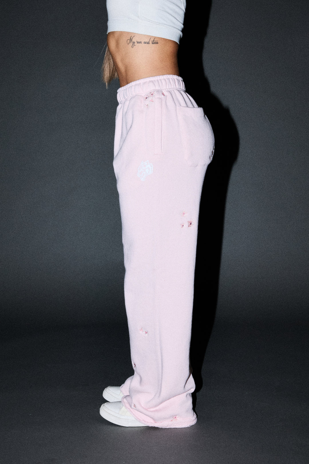 Dual Wolf Sakura Premium Big Cozy Sweats In Blush Pink