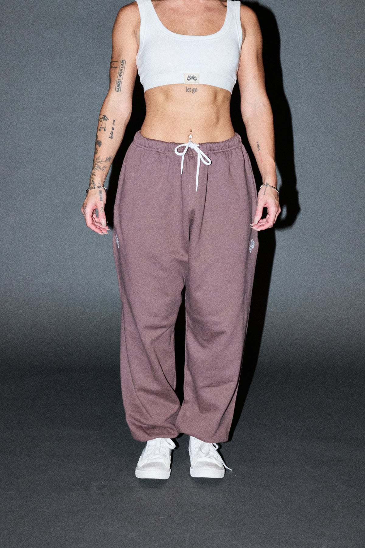 Dual Wolf Lightweight Lounger Sweat Pants In Rose Taupe