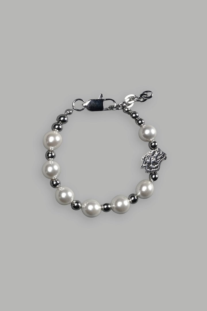She Wolf Head Bracelet in Pearl