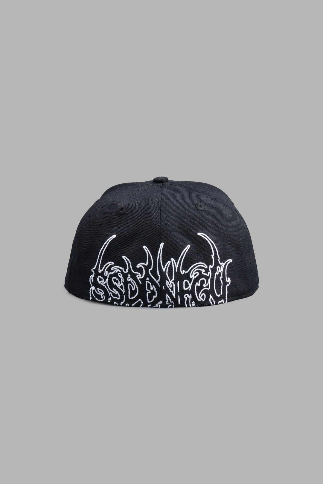 Mantra Fitted Cap In Black