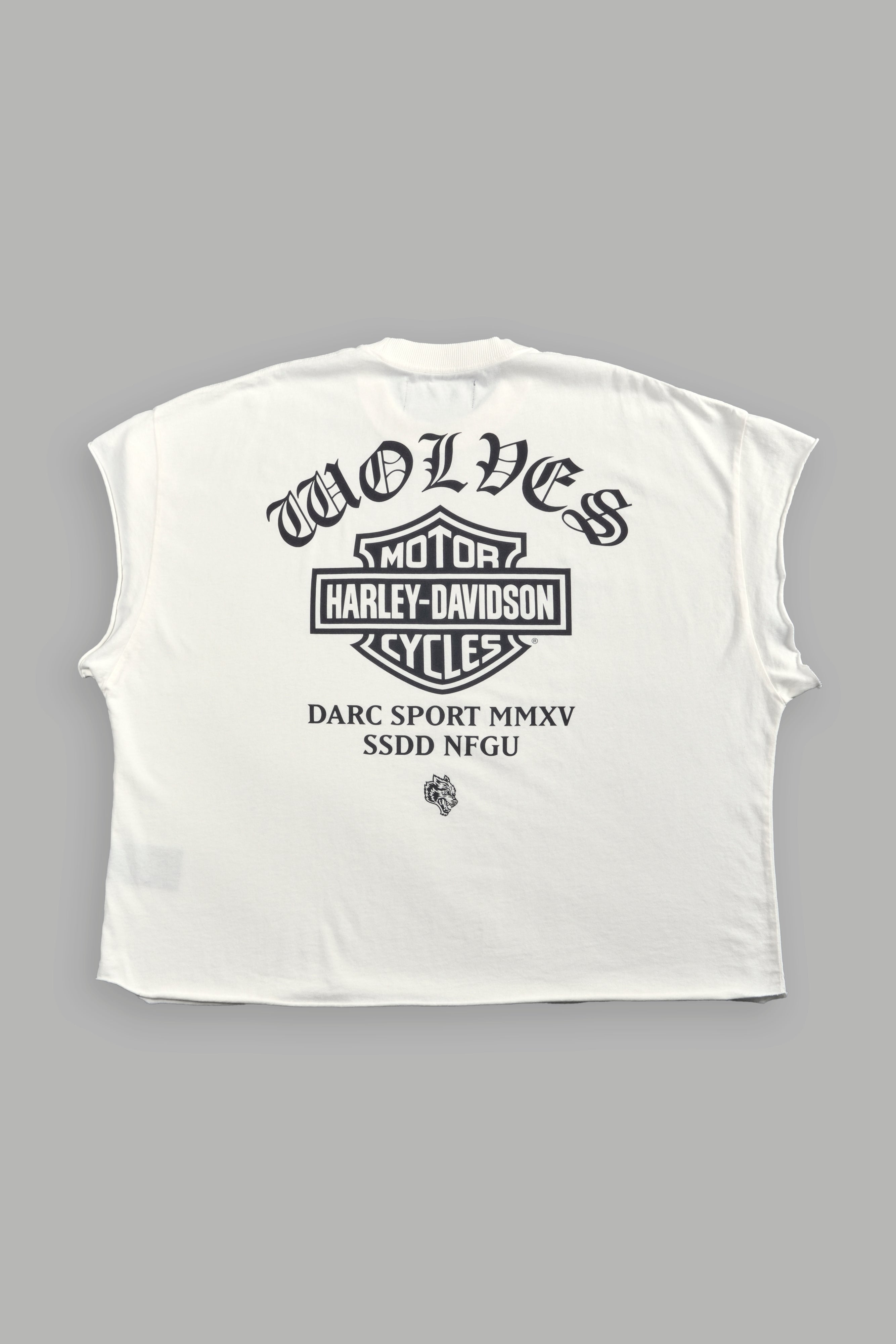 Harley-Davidson Wolves Grunge Cut-Off Tee in Cream