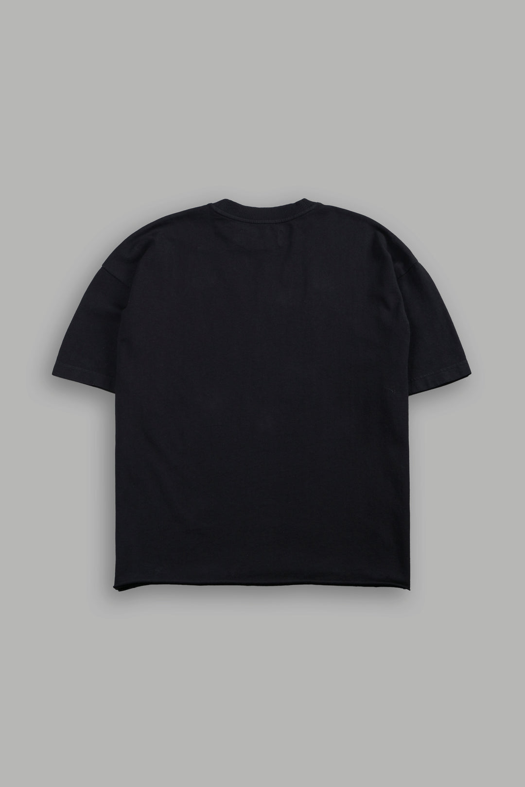 Loyalty Frvr Grunge Mid Length Raw Hem Tee in Black