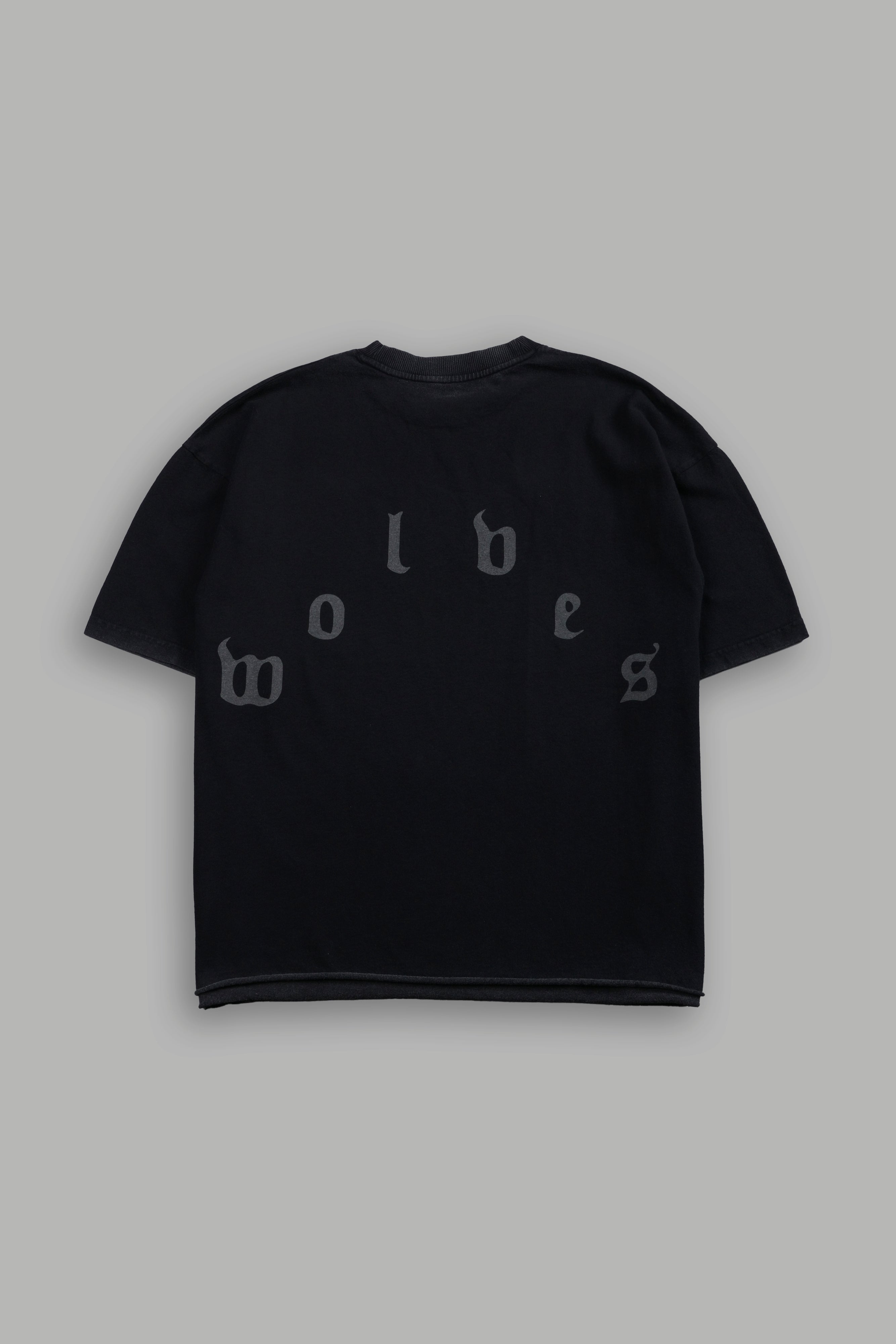 Sith Inferno Grunge Mid Length Raw Hem Tee in Black