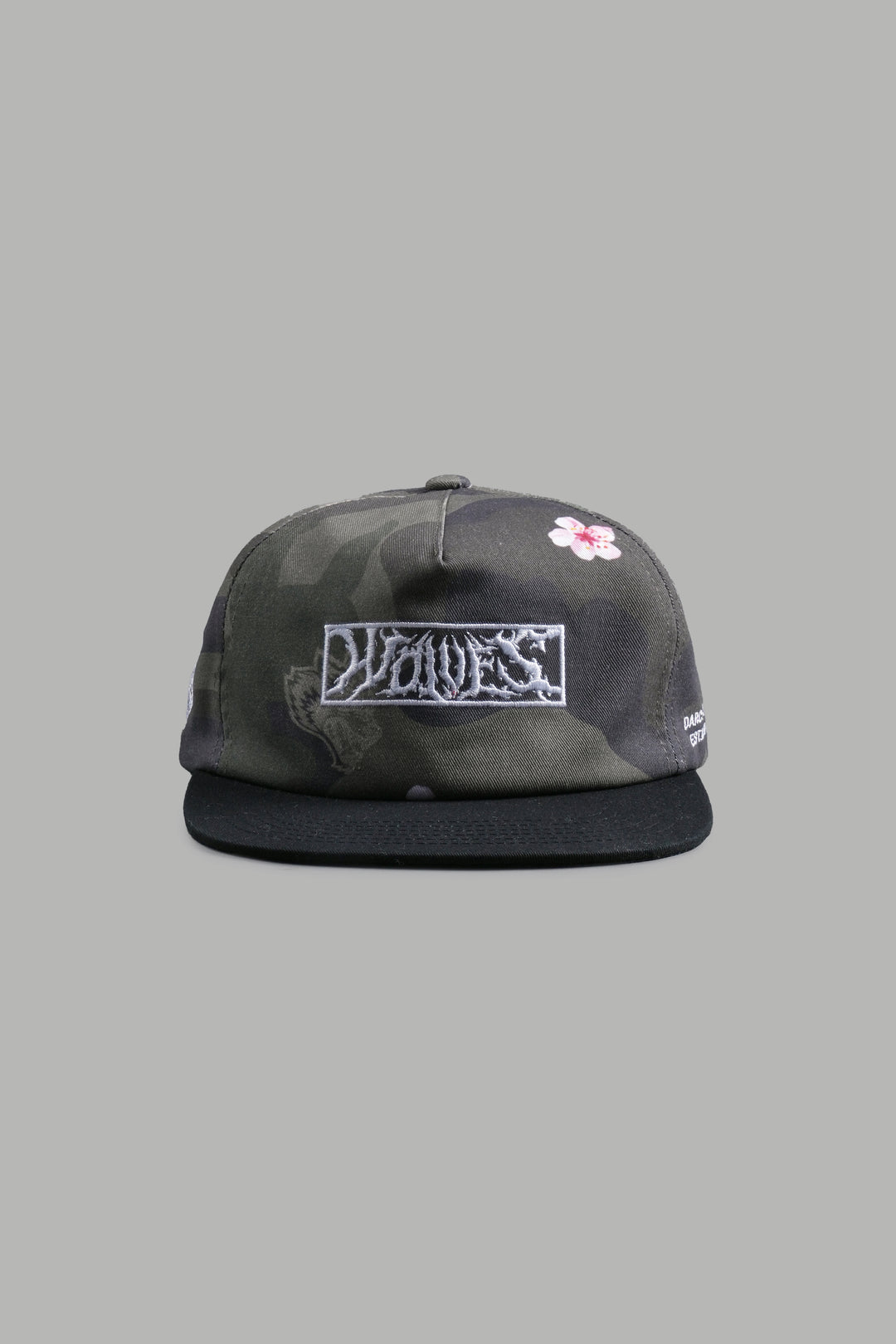 Midnight Wolves Vintage 5 Panel Hat in Vintage Blossom Woodland Camo