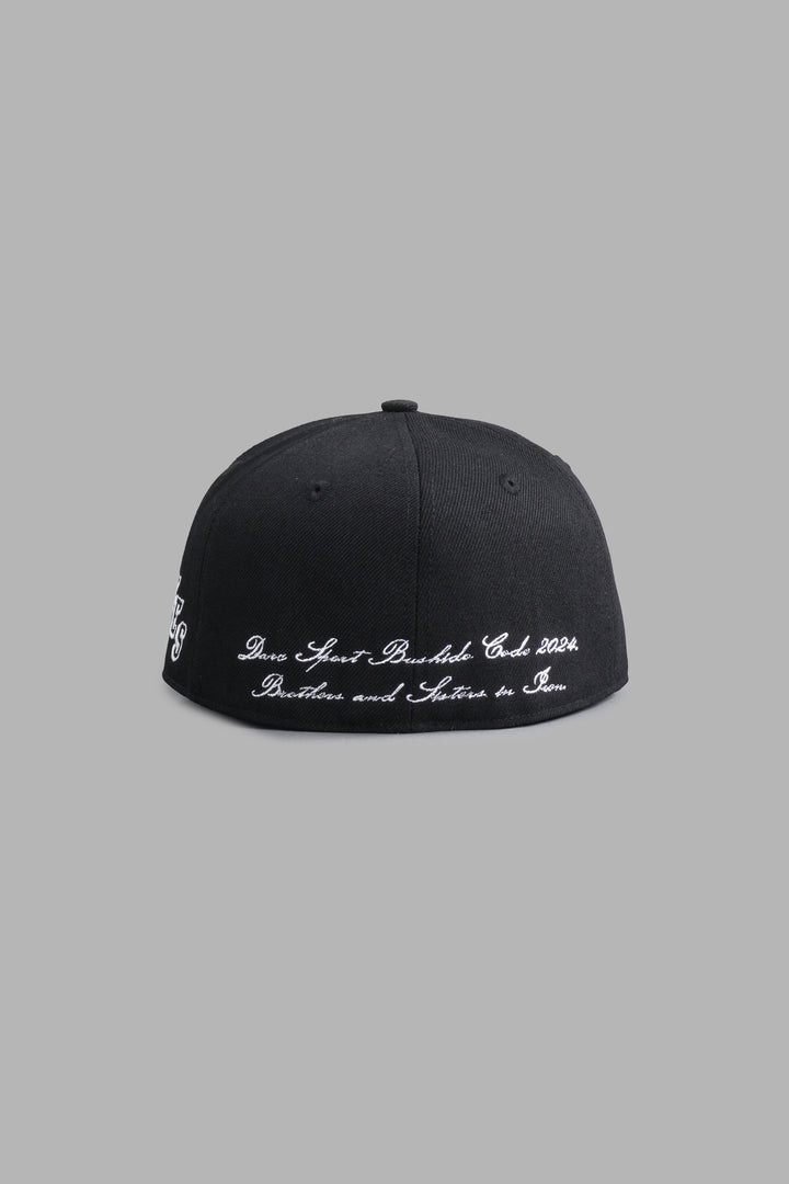 "W" Bushido Fitted Hat in Black