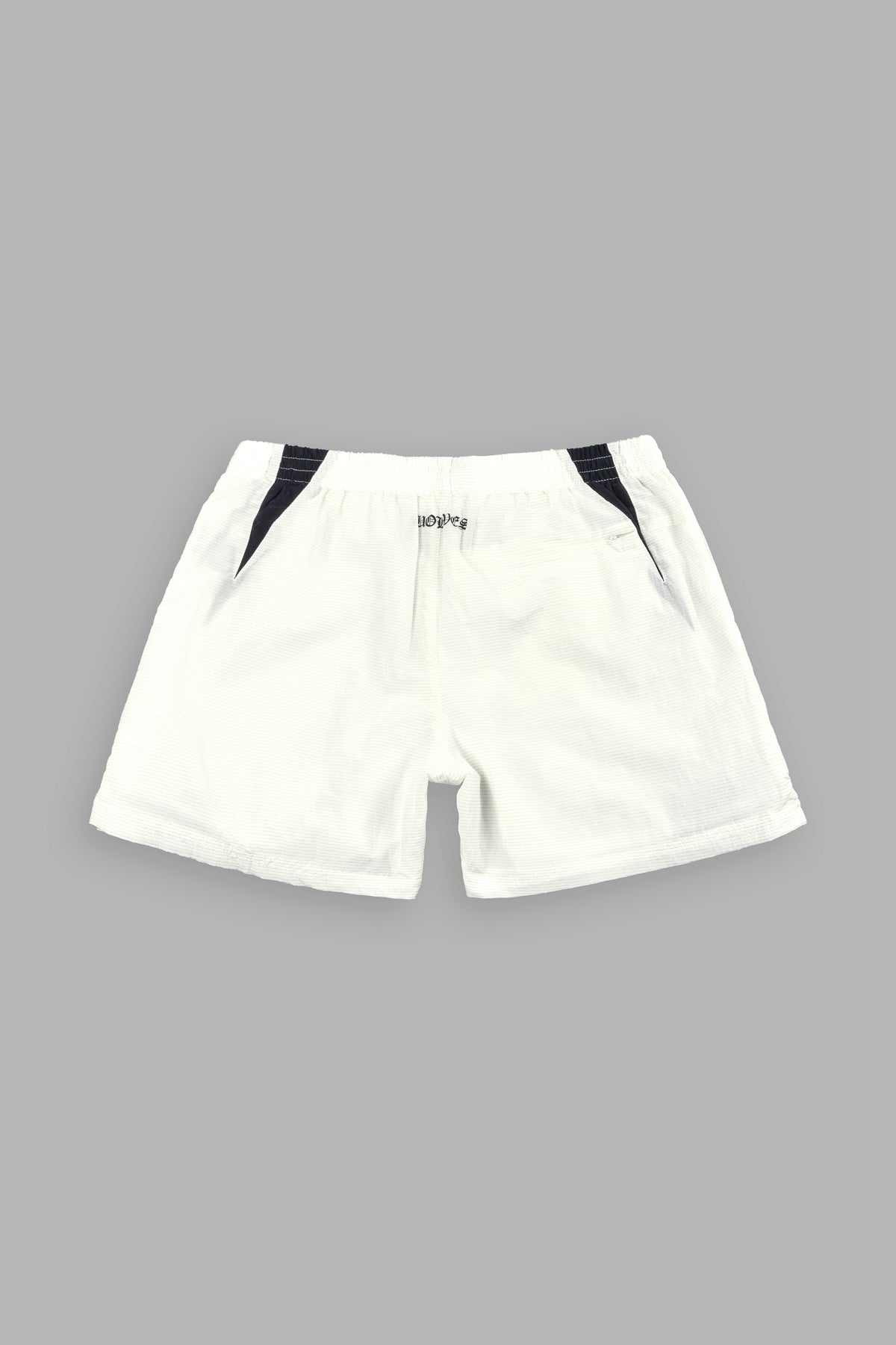 Wlvsfrvr Zdan Shorts In Cream