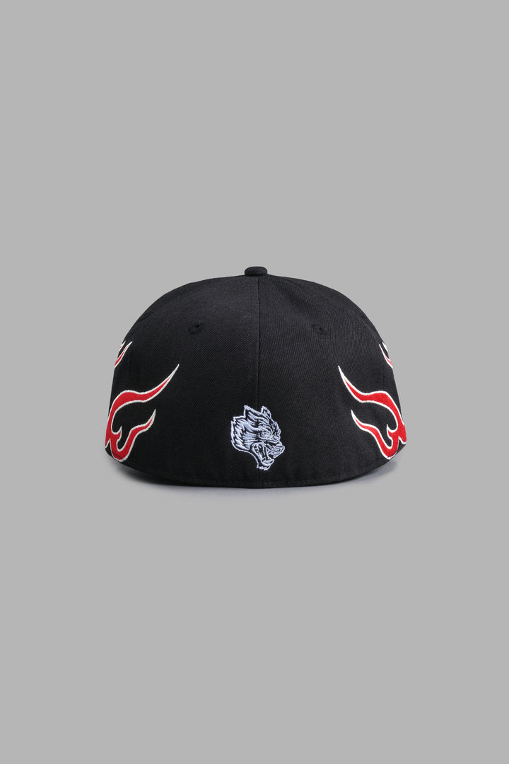 "W" Mempo Fitted Hat in Black