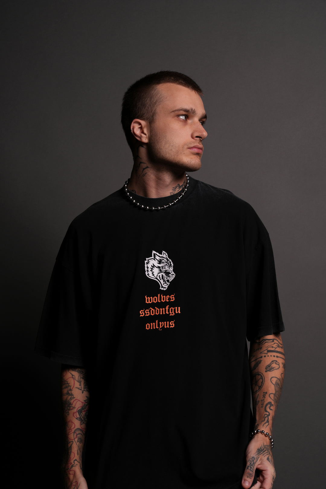 Desert Howl "Premium" Oversized Tee in Black