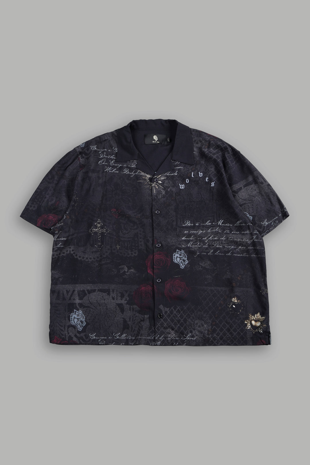 Wolves Pyramid Romero Mid Length Button Up In Rosas Del Corazon