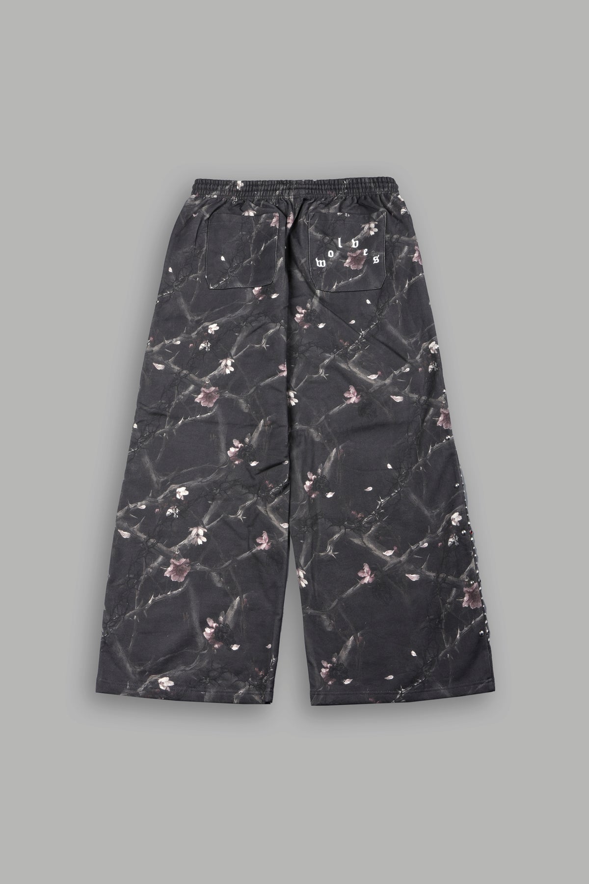 Wolves Heritage Lennox Sweat Pants In All Of Us Camo