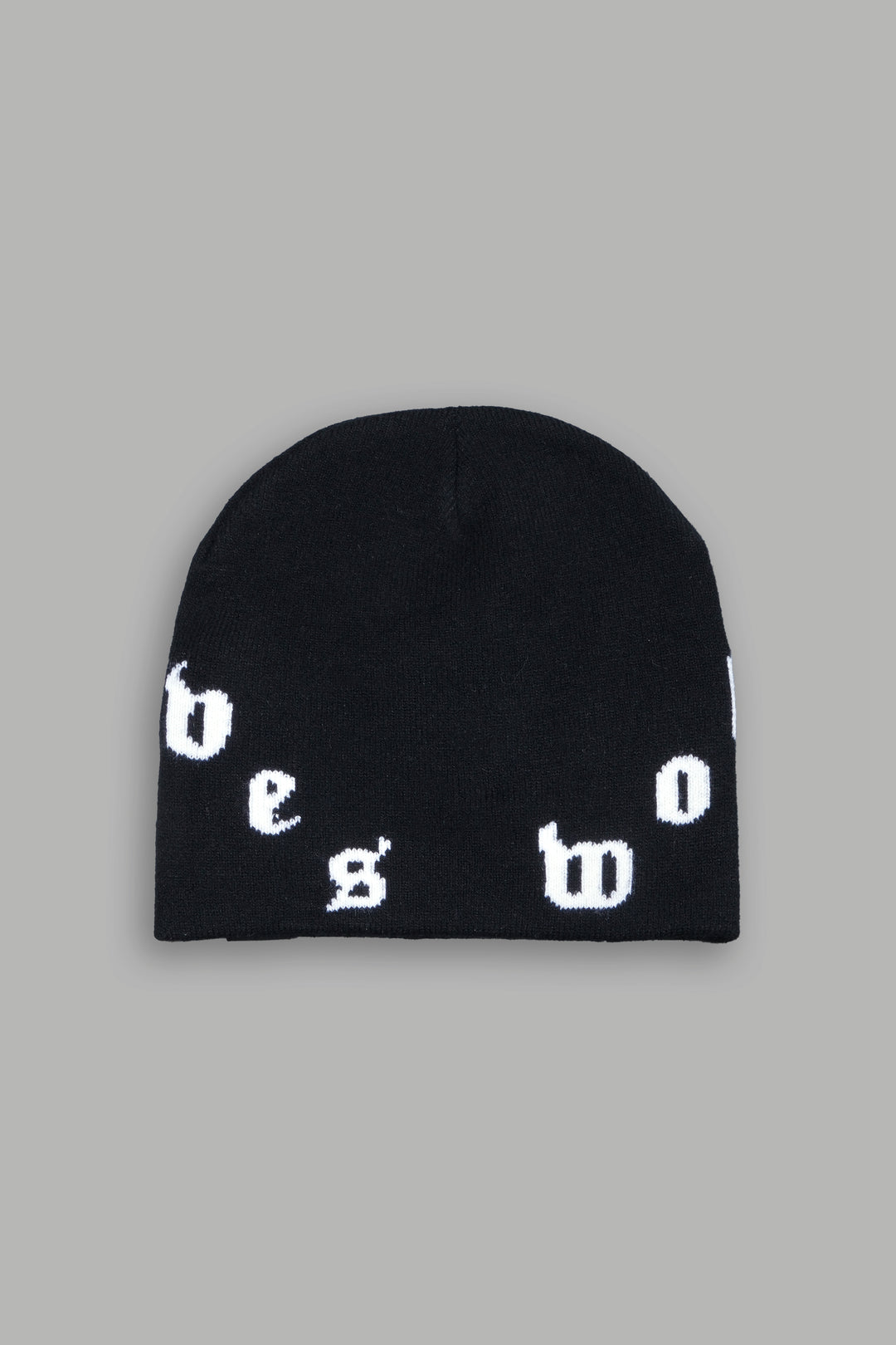 Pyramid Wolves Cap Beanie In Black