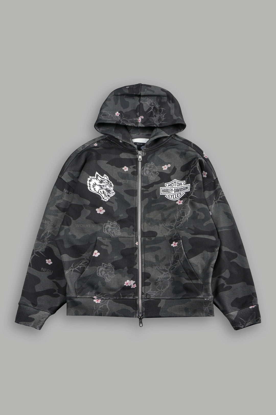 H-D Wolves Anya Double Zip Hoodie in Warrior In A Garden Black Camo