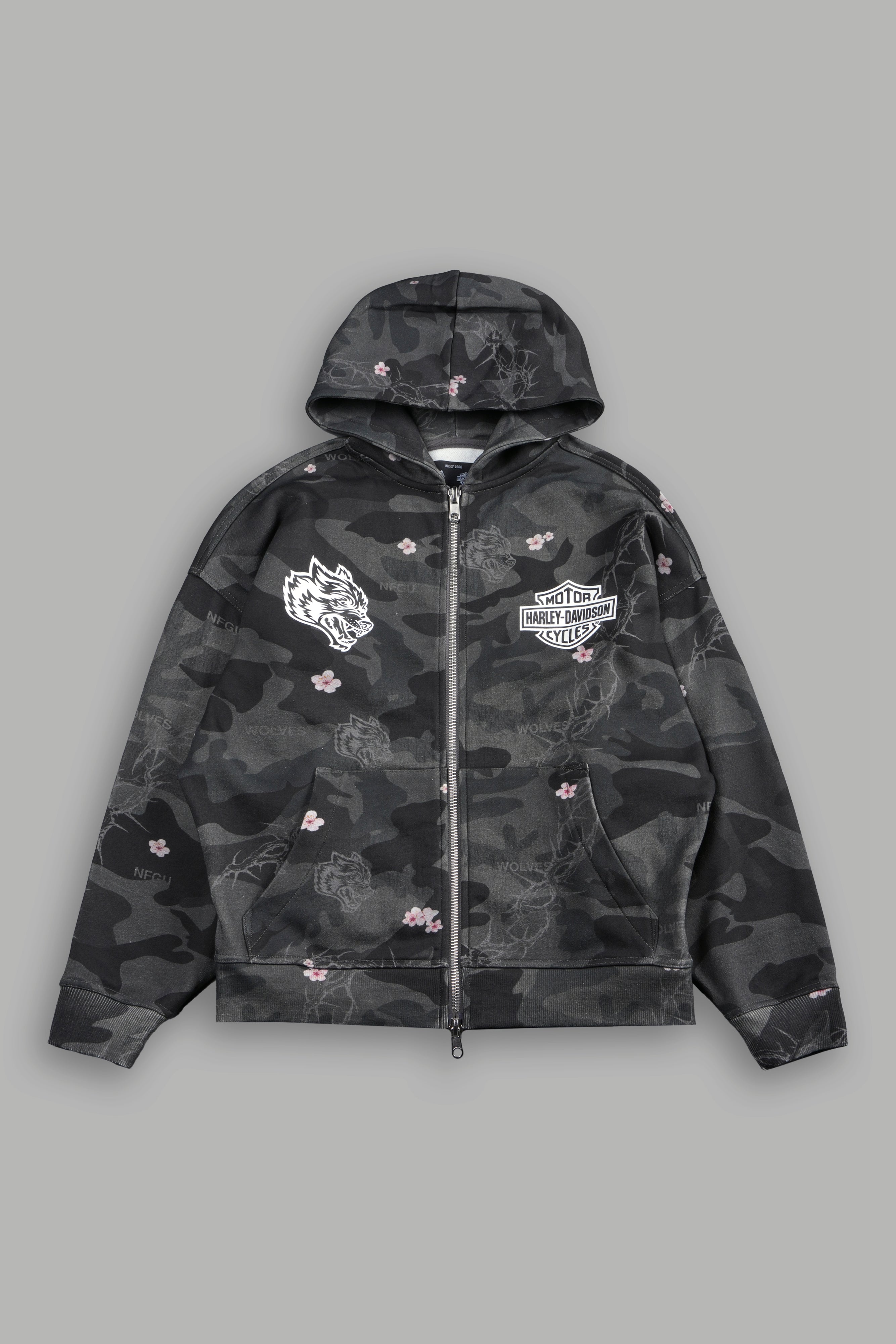 H-D Wolves Anya Double Zip Hoodie in Warrior In A Garden Black Camo