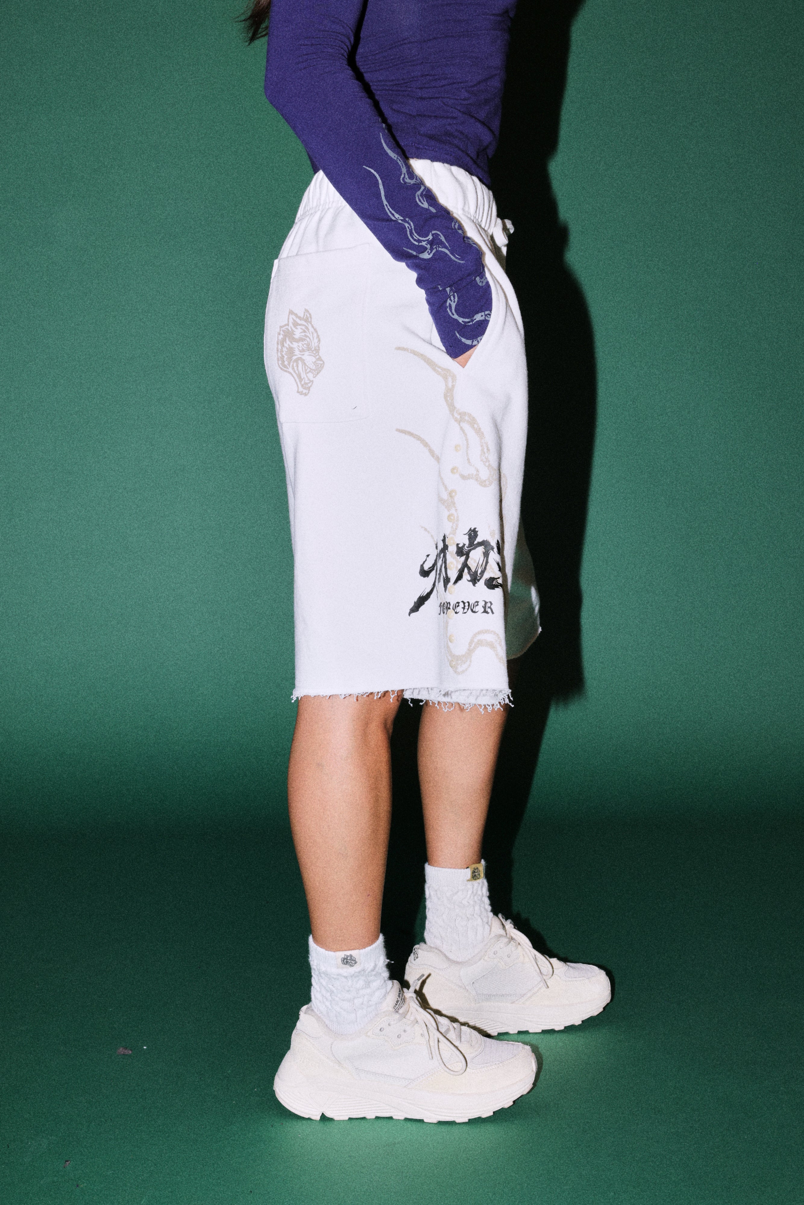 Kokuryu Grunge Oversized Raw Hem Post Lounge Sweat Shorts in Cream