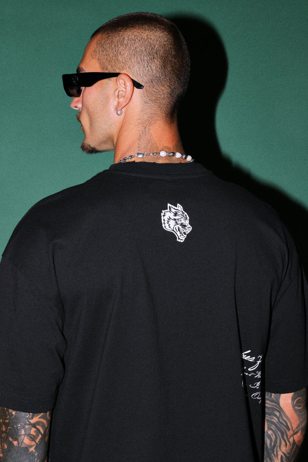 The Great Wave Distressed Grunge Box Cut Tee V2 in Black