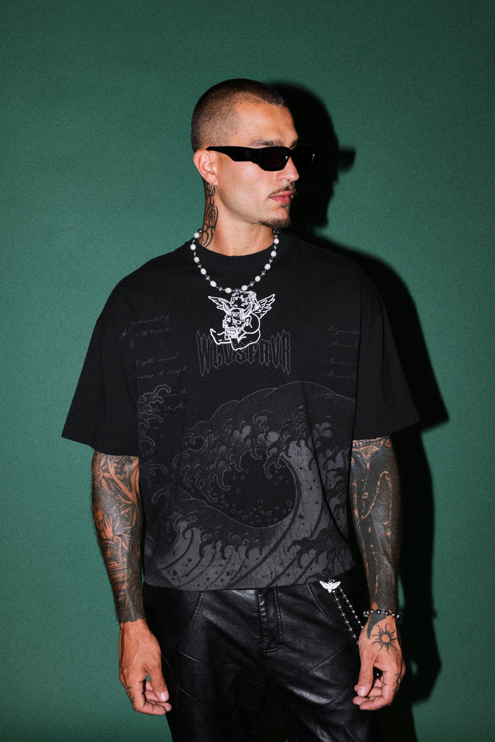 The Great Wave Distressed Grunge Box Cut Tee V2 in Black
