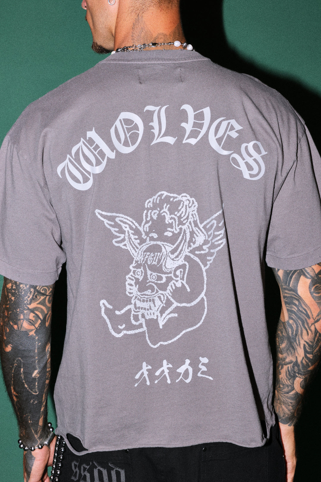 Wolves Oni Cherub Distressed Grunge Unisex Tee in Slate Gray