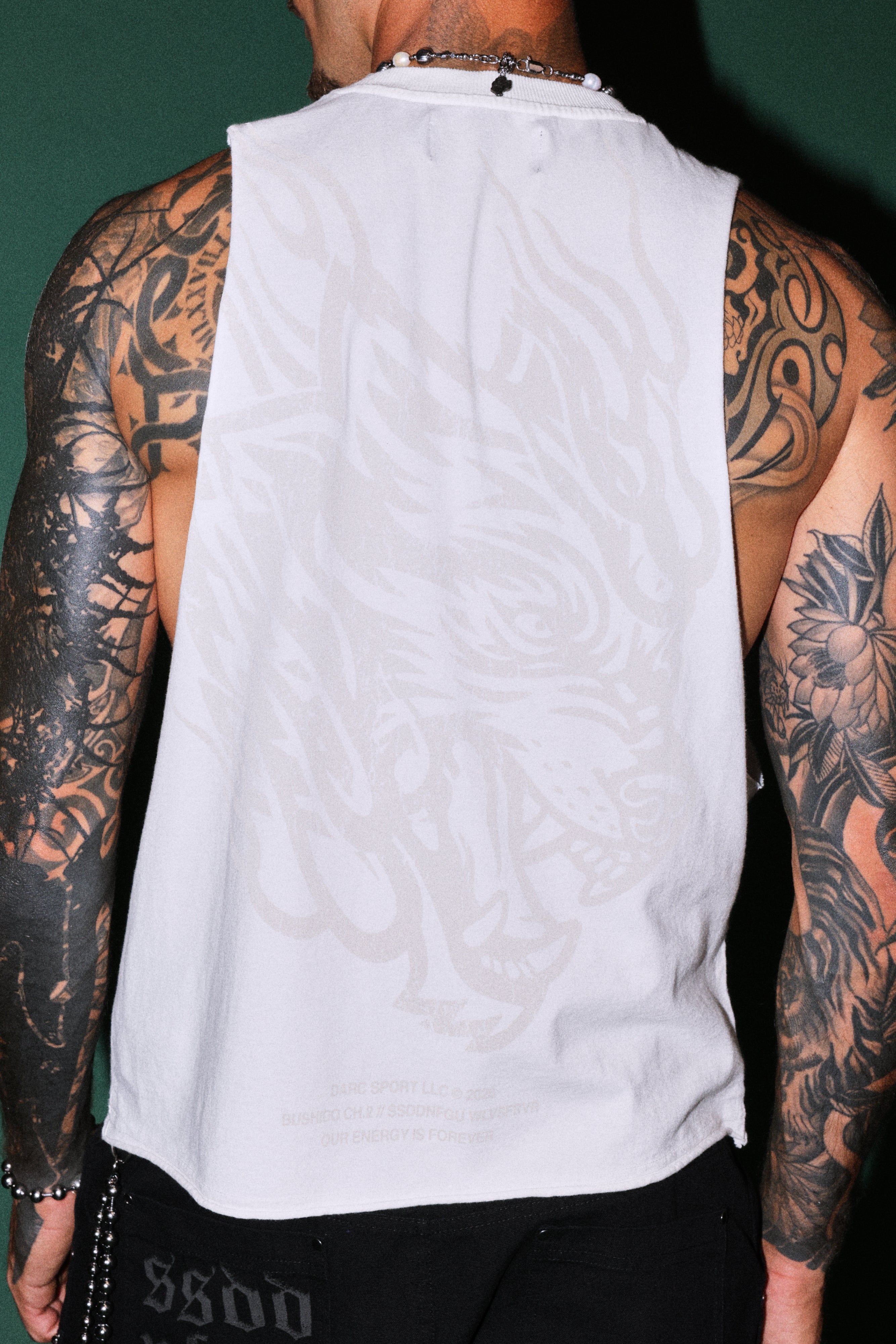 Okami Inferno Grunge Raw Hem Box Cut Tommy Muscle Tee in Cream