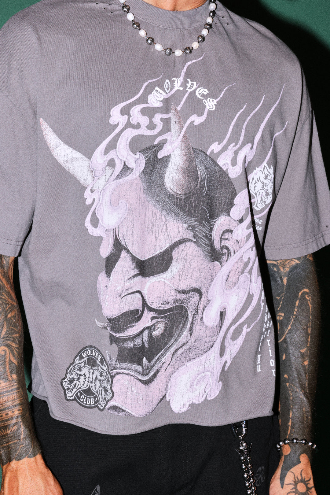Wolves Club Oni Inferno Distressed Grunge Box Cut Tee V2 in Slate Gray