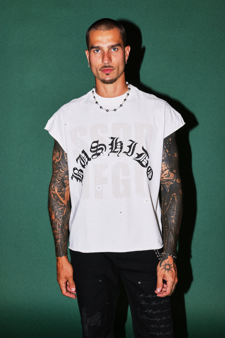 Ssddnfgu Bushido Grunge Cut-Off Mid Length Raw Hem Tee in Cream
