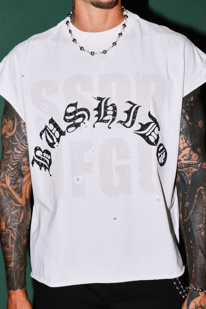 Ssddnfgu Bushido Grunge Cut-Off Mid Length Raw Hem Tee in Cream