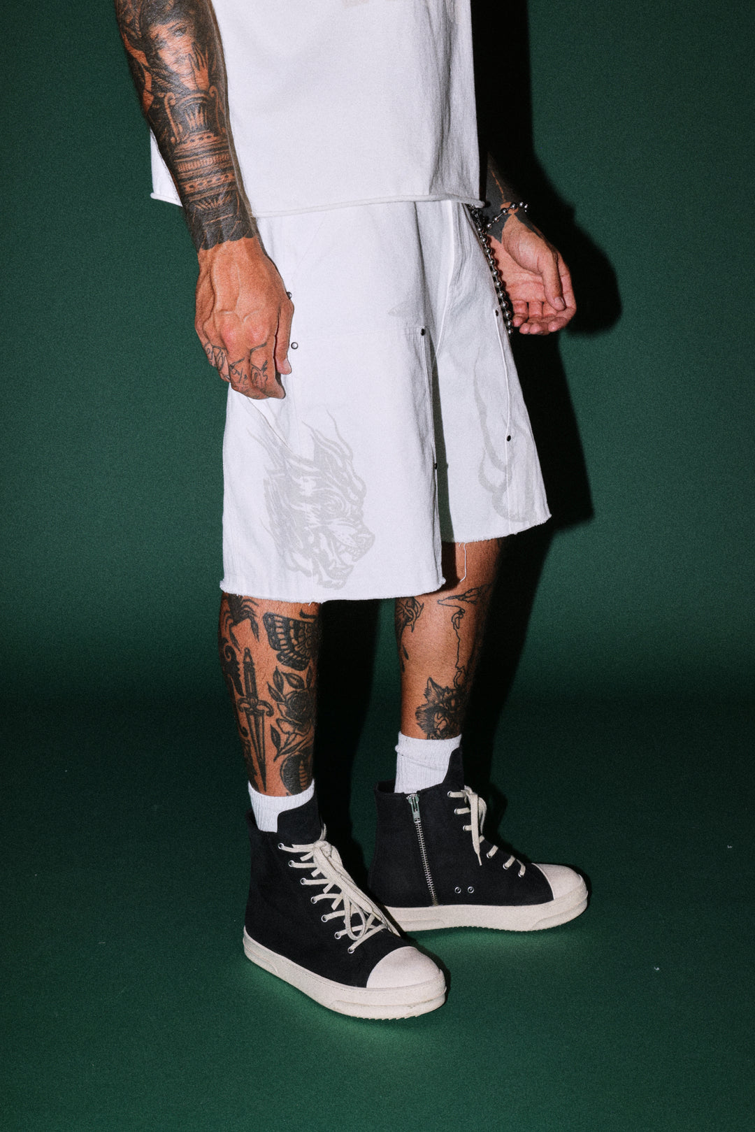 The Eagle & The Oni Hoffa Shorts in Cream