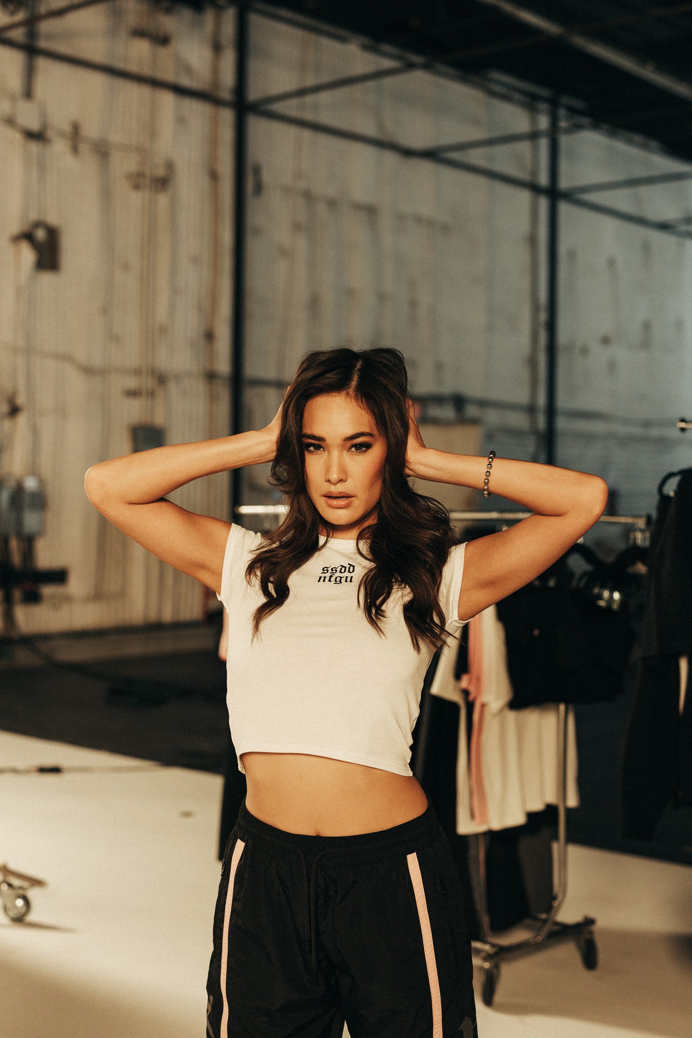 SSDDNFGU Wolf "Baby" Tee in White