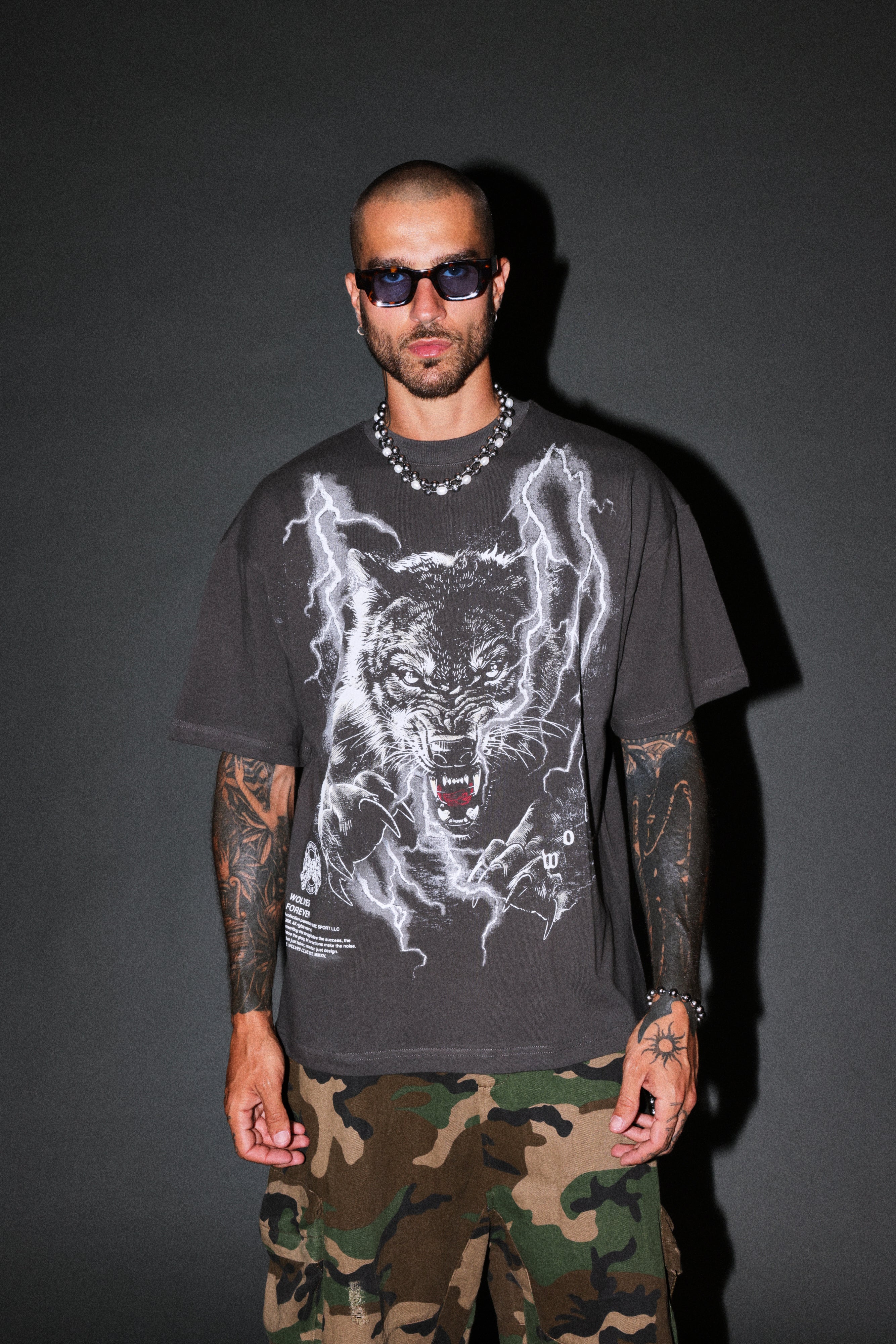 Trust Your Journey Premium Oversized Tee in Wolf Gray