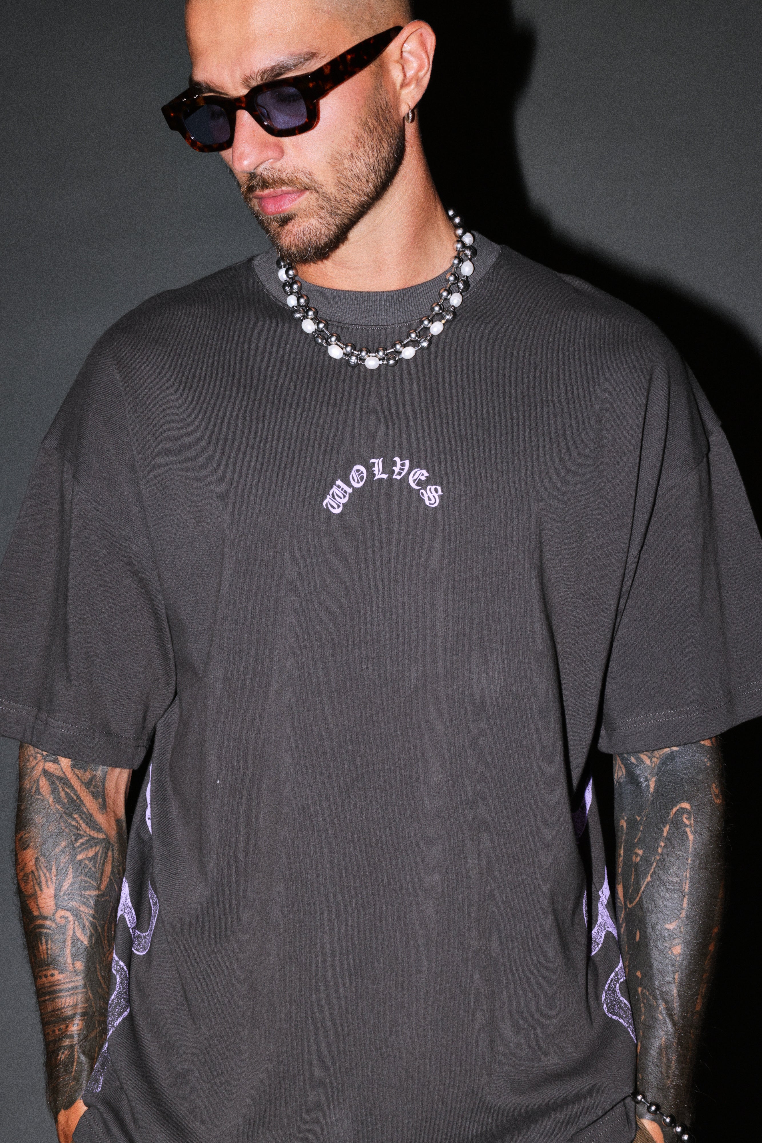 Wolves Never Back Down V2 Premium Oversized Tee in Wolf Gray