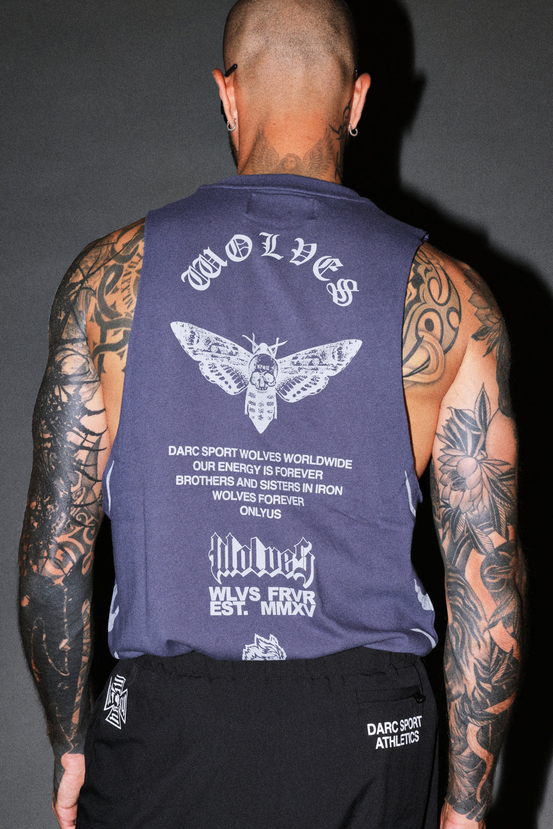 Wolves Never Back Down V2 Tommy Muscle Tee in Storm Blue