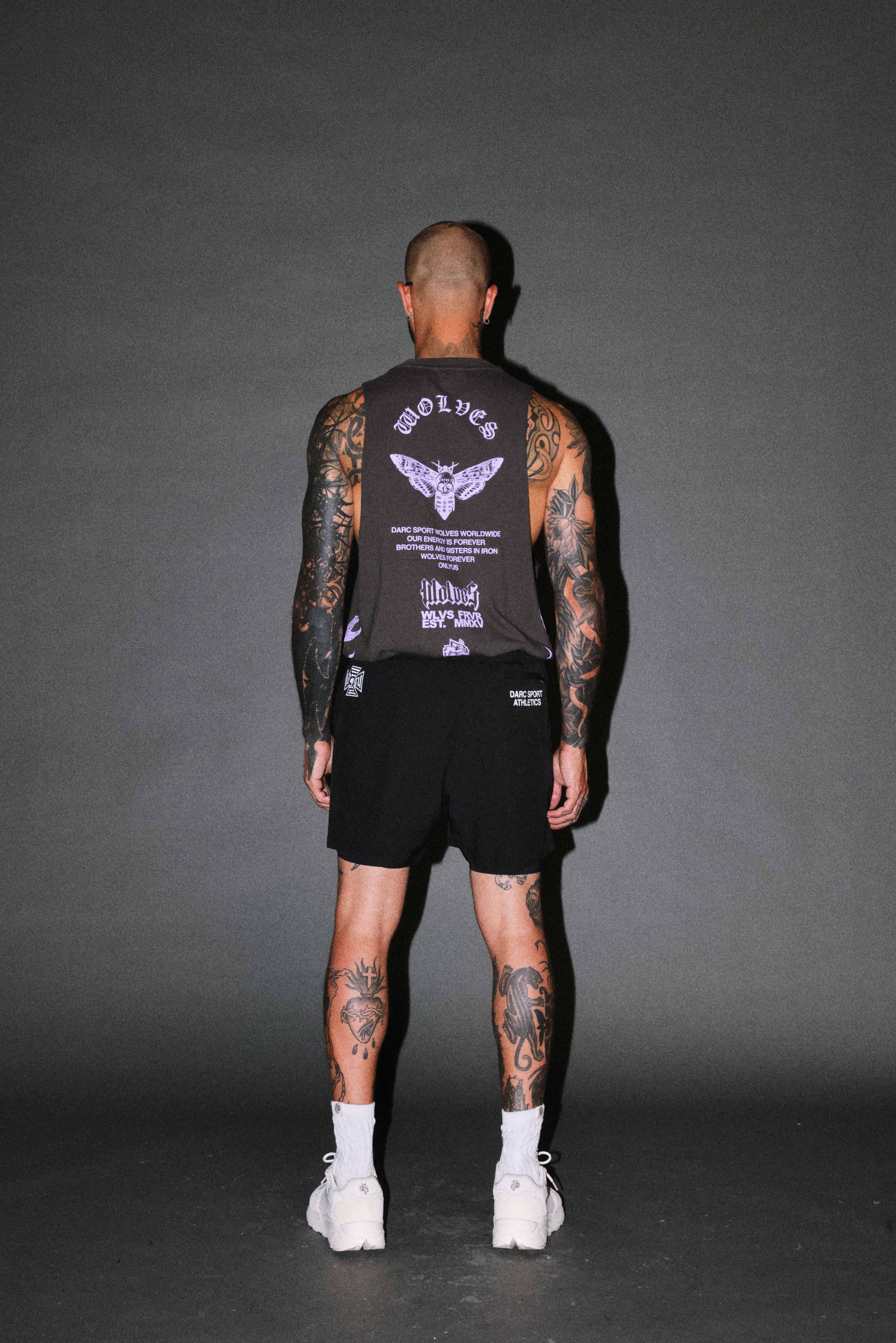Wolves Never Back Down V2 Tommy Muscle Tee in Wolf Gray