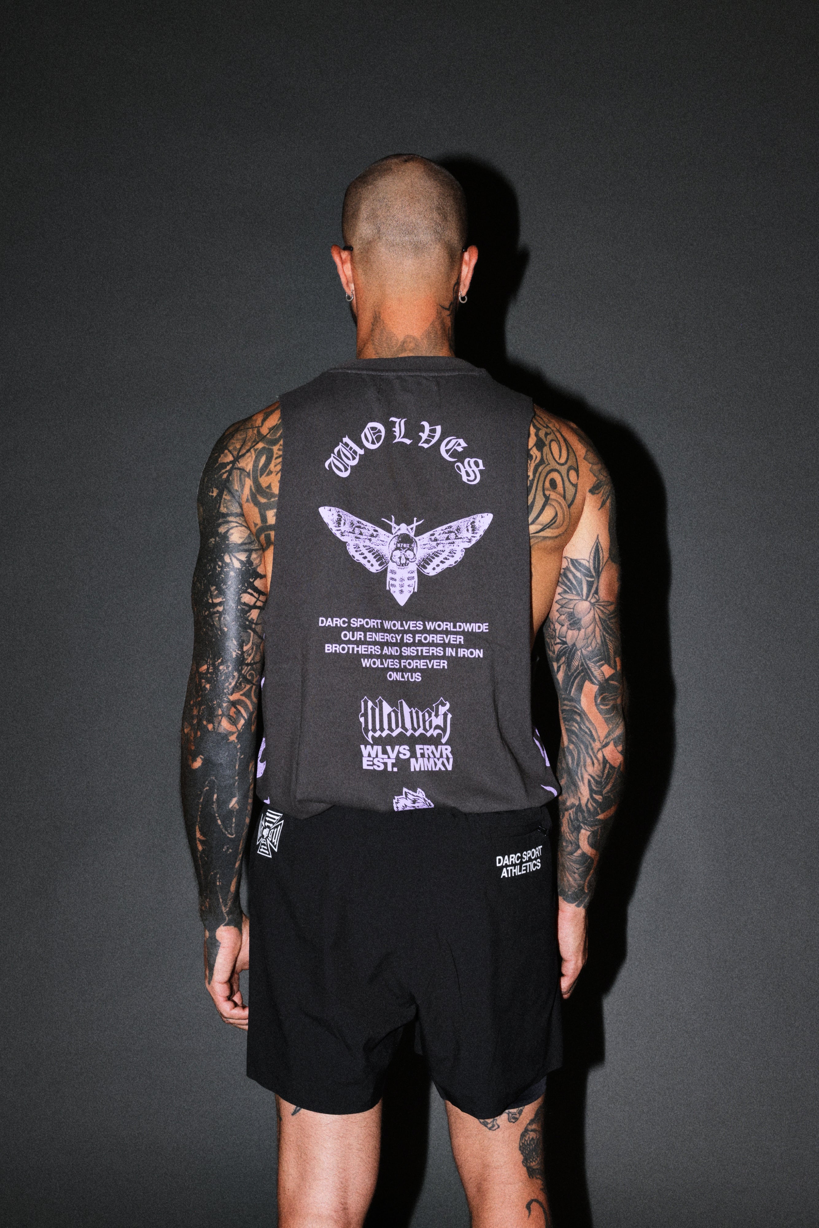 Wolves Never Back Down V2 Tommy Muscle Tee in Wolf Gray