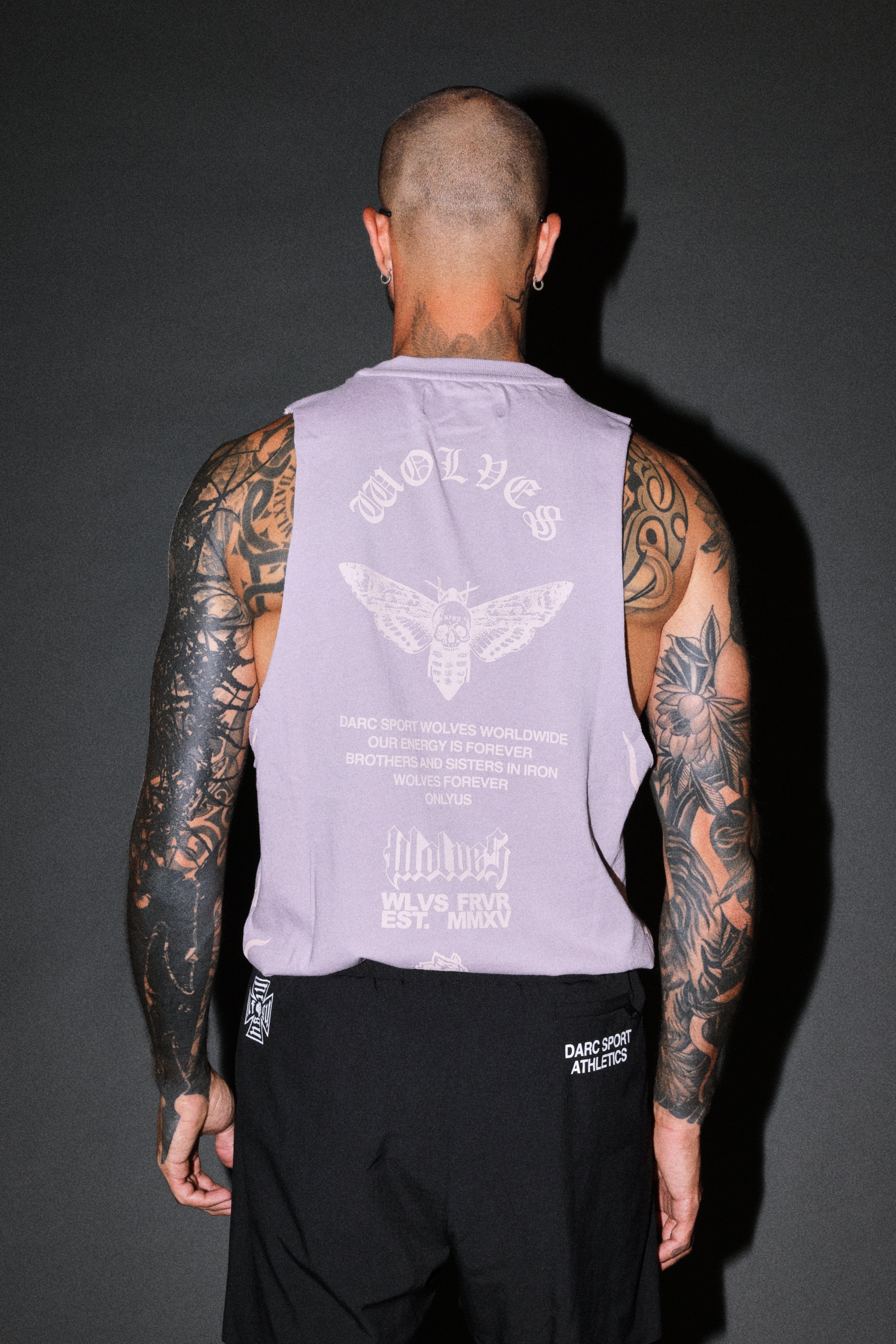 Wolves Never Back Down V2 Tommy Muscle Tee in Purple Smoke
