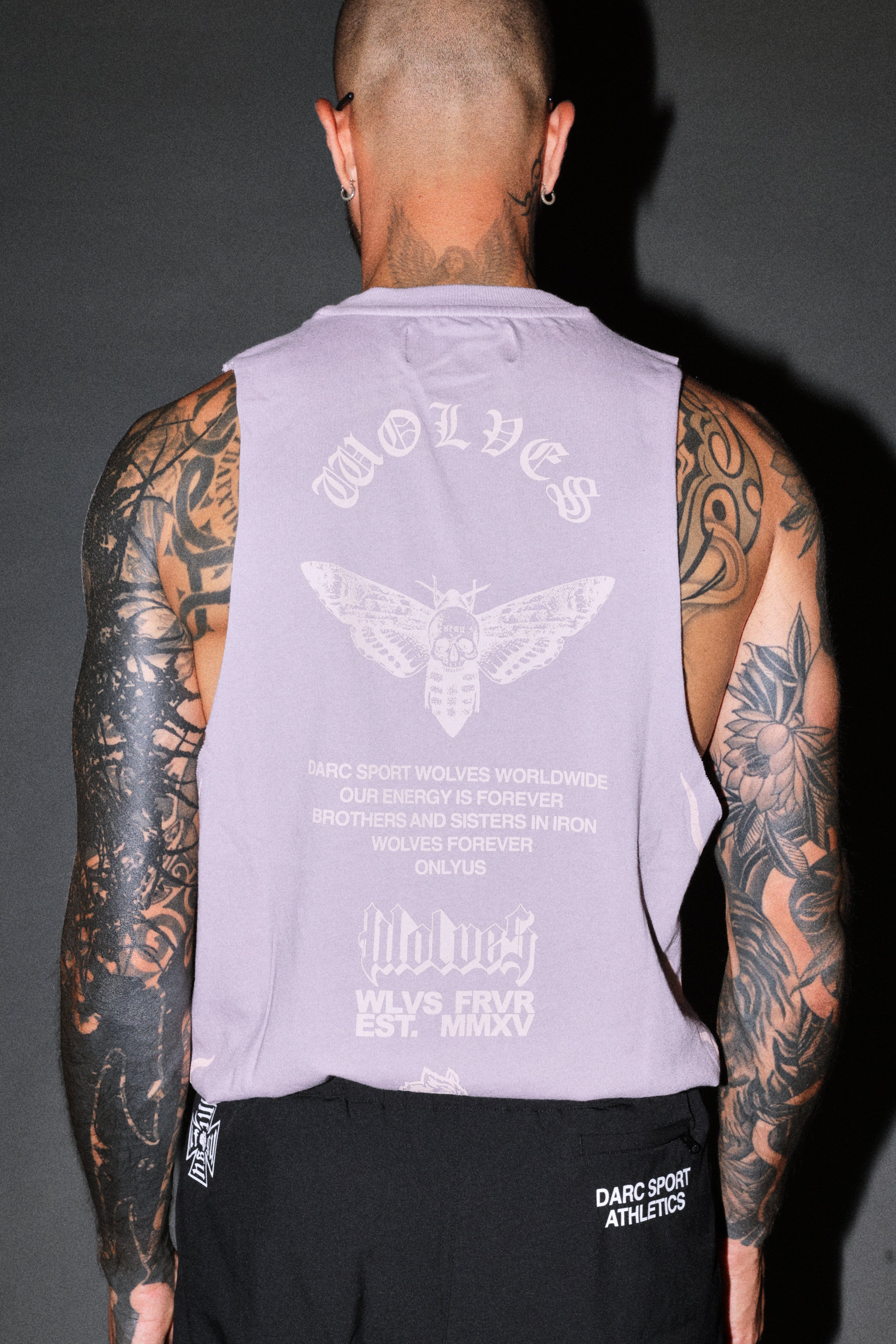 Wolves Never Back Down V2 Tommy Muscle Tee in Purple Smoke